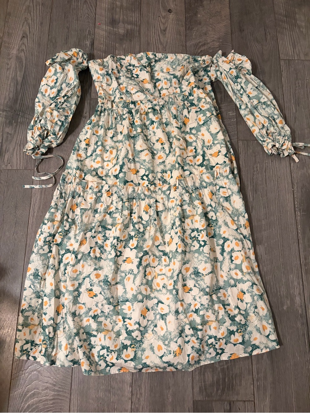 Hudson Gray Floral Off-Shoulder Maxi Dress in Cream and Green